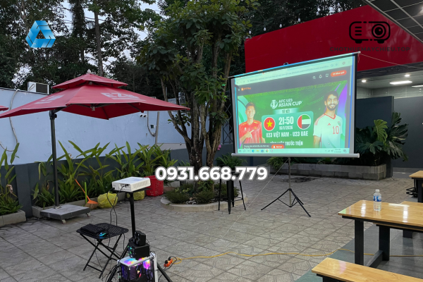 CHO THUÊ MÁY CHIẾU XEM BÓNG ĐÁ VIỆT NAM – UAE NGÀY 16/01/2026