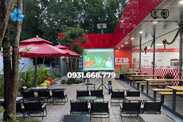 Cho thuê máy chiếu xem bóng đá Việt Nam – UAE ngày 16/01/2026